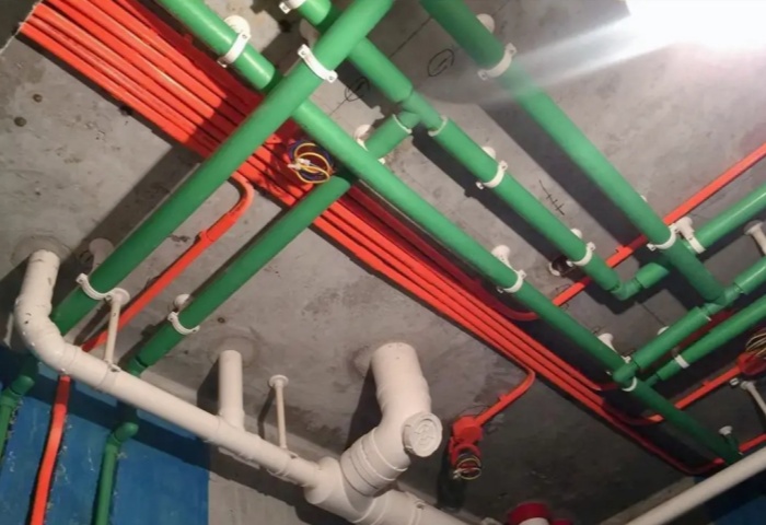 老房裝修水電需要全改嗎？—— 青島東方家園裝飾為您解答